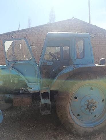 скутер на воду: МТЗ 80 Трактор колесный, с кабиной, сине-голубой цвет. Основные — 5