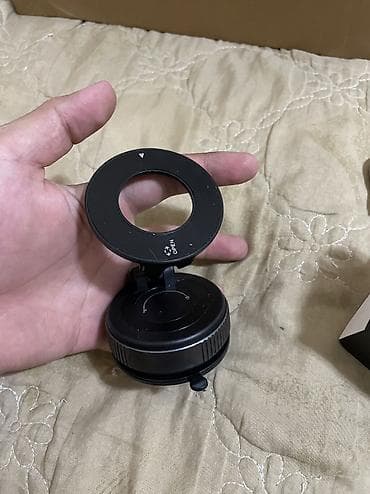 toyota matrix: Продаю держатель для телефона в машину Новый двухсторонний скотч — 1