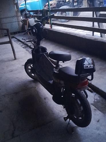 скутор электрический: Электроскутер не на ходу без аккумуляторов а так все работает — 1