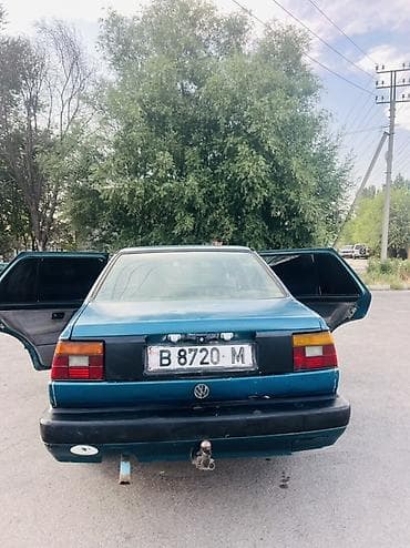 Volkswagen Jetta: 1980 г., 1.6 л, Механика, Бензин, Седан
