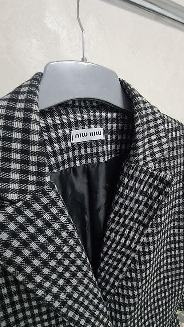 шуба куртка: Пиджак
размер L — 2