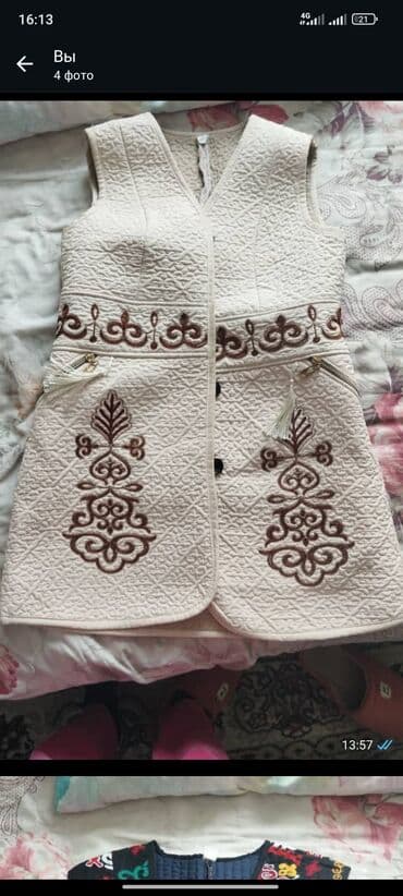 одежды для новорожденных: Другие жилеты XL, цвет - Белый — 1