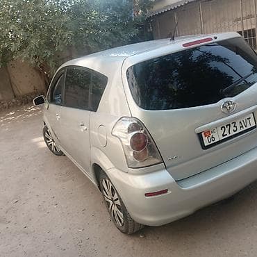 prius plus: Toyota Verso: 2004 г., 1.8 л, Вариатор, Бензин, Минивэн — 5