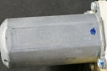 х5: Задний стеклоподъемник на BMW x5 E70 Задний левый и правый — 7