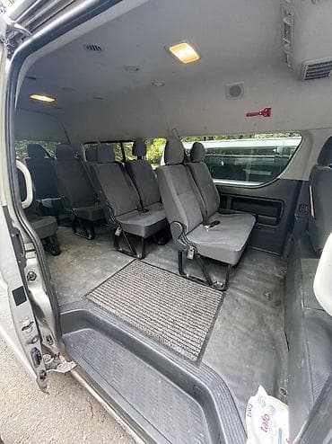 бусик форд: Toyota Hiace: 2011 г., 2.7 л, Механика, Бензин, Бус — 7