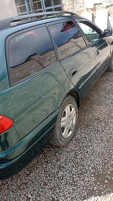 Toyota Avensis: 2002 г., 1.6 л, Механика, Бензин, Универсал — 4