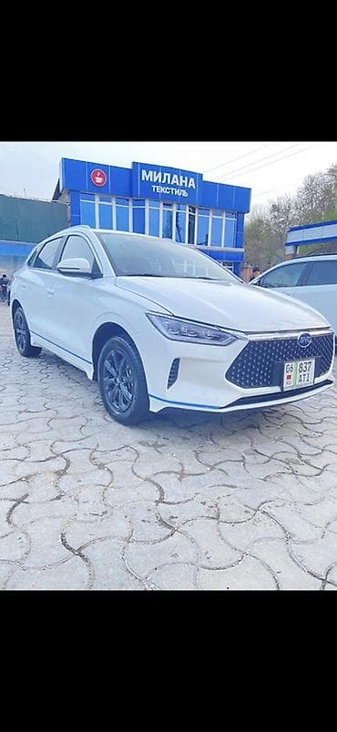 электромобил красовер автомабил: BYD E2: 2022 г., Автомат, Электромобиль, Хэтчбэк — 1