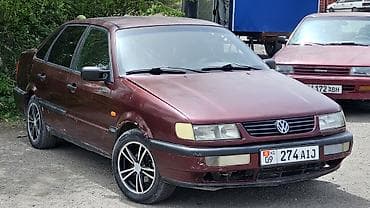 битый гольф: Volkswagen Passat: 1994 г., 2 л, Механика, Бензин, Седан — 1