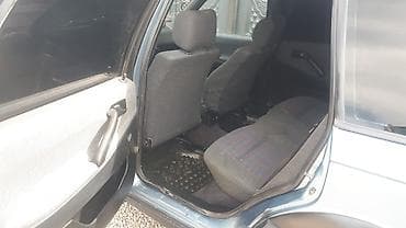 Volkswagen Passat: 1991 г., 1.8 л, Кол менен иштөөчү, Бензин, Универсал — 4