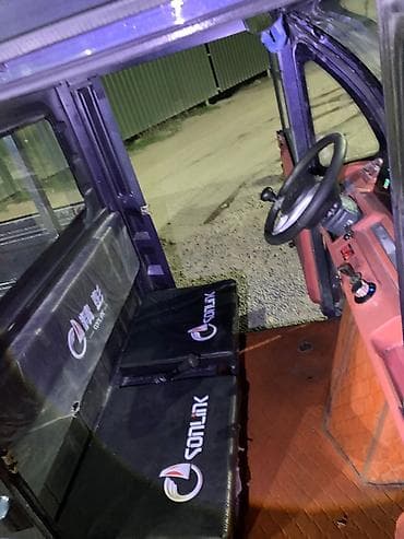 красный страитель: Легкий грузовик — 7