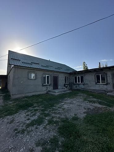 Дома: Продаётся участок 12 соток на первой линии в районе МТФ-2 На участке — 4