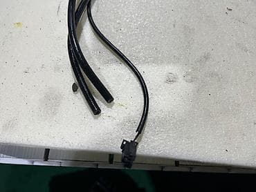 s 221: Амортизаторы крышки багажника Mercedes-Benz, 2008 г., Оригинал — 2