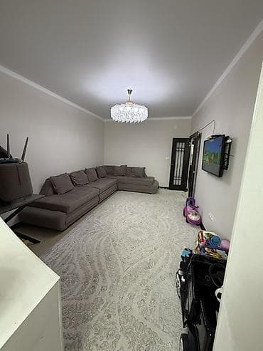 3 комнаты, 70 м², 105 серия, 4 этаж, Евроремонт at lalafo.kg 3 комнаты, 70 м², 105 серия, 4 этаж, Евроремонт