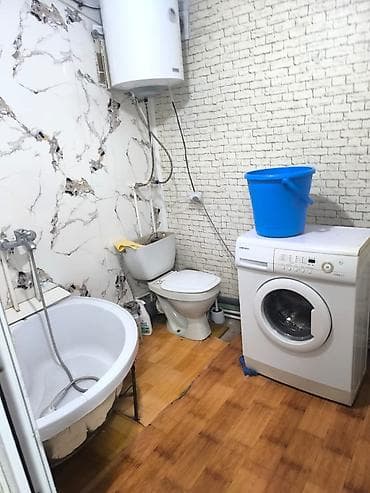 Сдаётся компактное жильё с отдельной кухней и санузлом. Планировка и