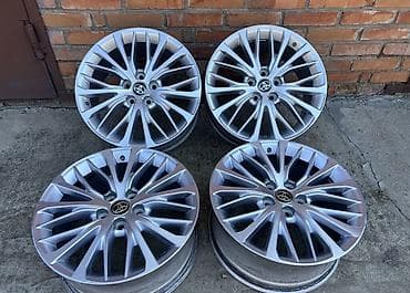 vossen diska 13: Литые Диски R 18 Комплект, Б/у — 1