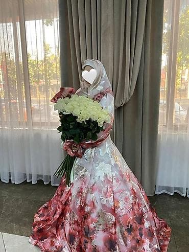 хиджаб ош: Нарядное мусульманское платье с хиджабом и шлейфом - Формат: закрытое — 1