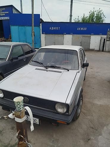 мотор жетта: Volkswagen Golf: 1982 г., 1.6 л, Кол менен иштөөчү, Дизель, Хетчбек — 10