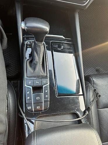 audi g7: Kia K7: 2019 г., Автомат, Бензин, Седан — 3