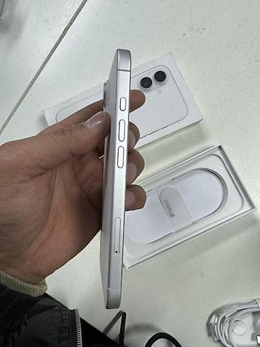 ssd 256gb: IPhone 16, Б/у, 256 ГБ, Белый, Кабель, 96 % — 3