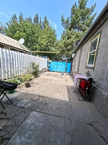 Үйлөр: Продается!!! Дом в с. Ново- Покровка,в районе улицы Крупская,S- — 4