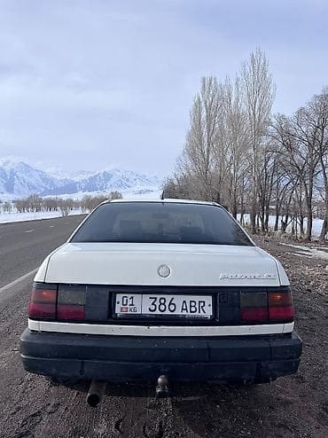 Volkswagen: Volkswagen Passat: 1992 г., 1.8 л, Механика, Бензин, Седан — 4