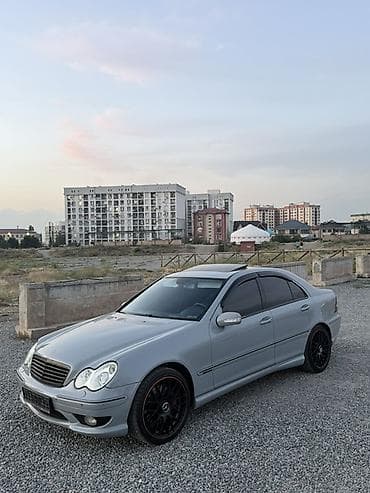 Mercedes-Benz C-Class: 2004 г., 3.2 л, Автомат, Бензин, Седан