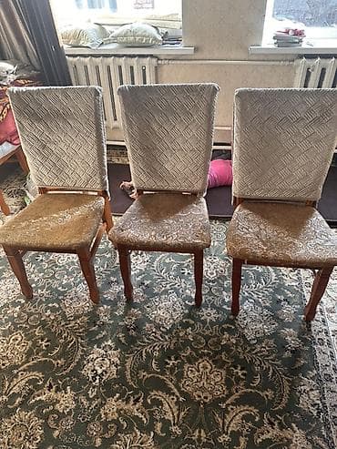 стол стул сатылат: Конок бөлмөсү үчүн үстөл жана отургуч, Колдонулган, Өзү алып кетүү, түсү - Күрөң — 3