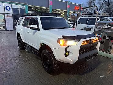 Toyota 4Runner: 2018 г., 4 л, Автомат, Бензин, Внедорожник