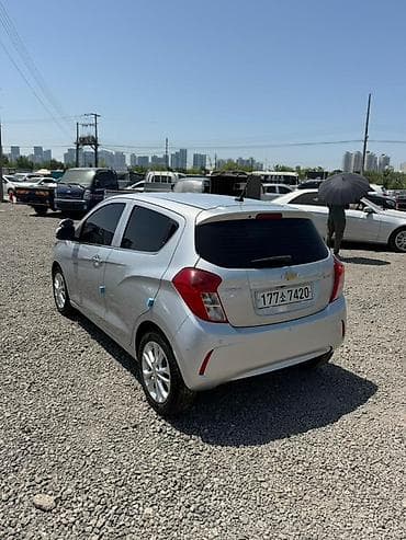 chery tiggo: Chevrolet Spark: 2019 г., Автомат, Бензин, Хэтчбэк — 4