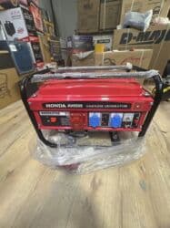 Генераторы: Бензиновый генератор HONDA AV6500 Основные характеристики по фото: - — 6