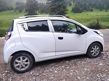 e60 m5: Chevrolet Spark: 2012 г., 1 л, Автомат, Бензин — 6