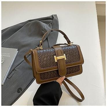 длинный пиджак: Белая женская сумка-клатч с геометрической стёжкой и декоративной — 7