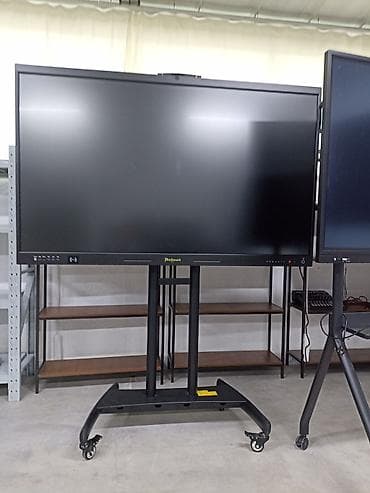 studio display: Интерактивные дисплеи на мобильных стойках - Размер экрана — 2