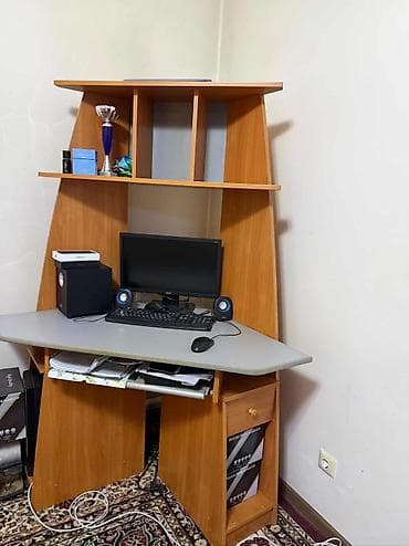 Инструменттер: Компьютердик үстөлү, Бурчтуу — 1