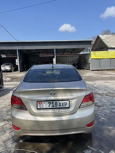 Hyundai Accent: 2014 г., Автомат, Бензин, Седан