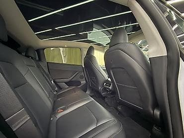 Продажа авто: Tesla Model Y: 2023 г., 0.1 л, Автомат, Электромобиль, Кроссовер — 5