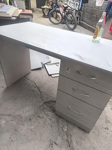 цветы бу: Комплект офисной мебели, Б/у, Стул, ДСП, Самовывоз, цвет - Серый — 2