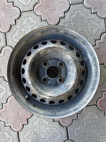 Железные Диски R 14 1 шт, отверстий - 4, Б/у