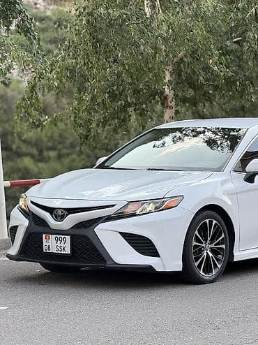 Toyota Camry: 2019 г., 2.5 л, Автомат, Бензин, Седан — 5