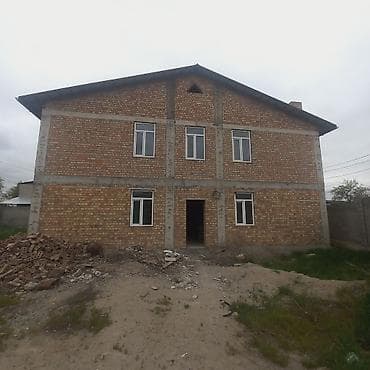 каракол аренда дом: Продаю! 2-эт.Дом/нед. 🏠 . 350м2.Под/Бизнес. 14 квартир — 6