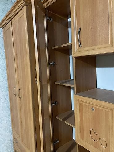 Стенки-шкафы: Стенка-шкаф, Тип стенки-шкафа: Горка, Для зала, Особенности: С отделением под телевизор — 4