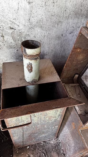 вода буржука: Металлическая печь-буржуйка с дымоходом - Материал: сталь/листовой — 1