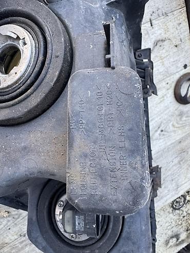 Алдыңкы сол фара Toyota — 4