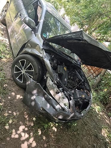 Mazda 6: 2003 г., 2 л, Механика, Дизель, Седан