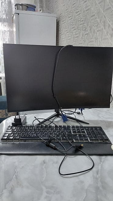 Игровой набор периферии для ПК Состав: - Монитор с тонкими рамками на