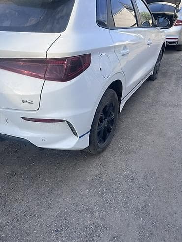 nardo grey: BYD E2: 2021 г., 0.1 л, Автомат, Электромобиль, Хэтчбэк — 4