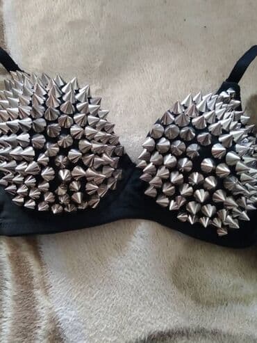 срочно продаю в связи с переездом: Стрипки ( стрипки нету продаю аксессуар размер 75 — 1