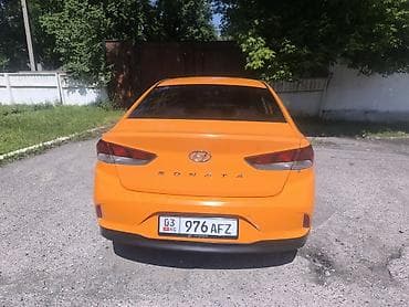 юиз: Hyundai Sonata: 2018 г., 2 л, Автомат, Газ, Седан — 4