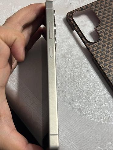 продам самсунг с 24 ультра: Samsung Galaxy S25 Ultra, Б/у, 256 ГБ, цвет - Черный, 1 SIM, eSIM — 5