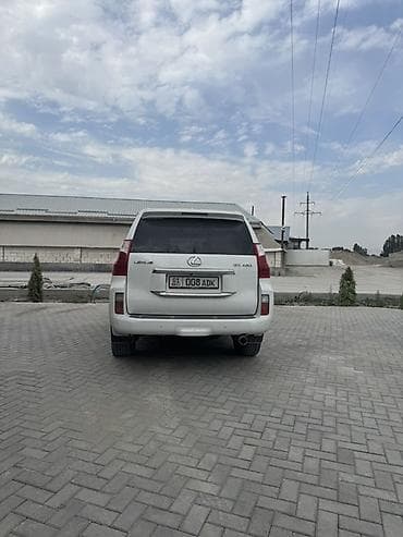 Lexus GX: 2010 г., 4.6 л, Автомат, Газ, Внедорожник — 3